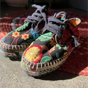 KRON Embroidered Espadrille Shoes • 6